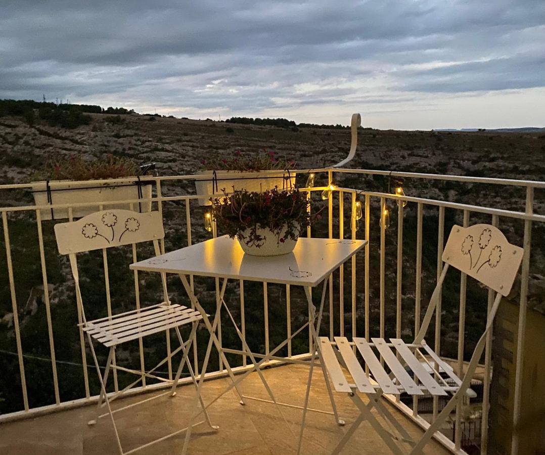Mary Home Sicily Deluxe Ragusa Bagian luar foto